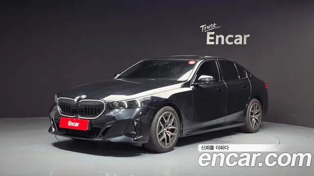 BMW 5 (G60) 520i