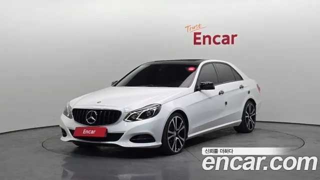 Mercedes-Benz E- W212 E220