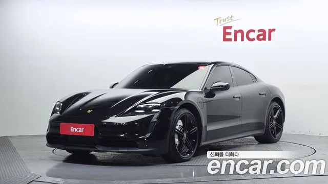 Porsche Taycan 4S