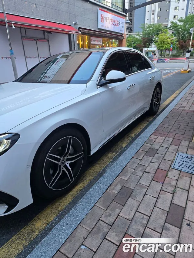 Mercedes-Benz E- W214 E200 AMG Line