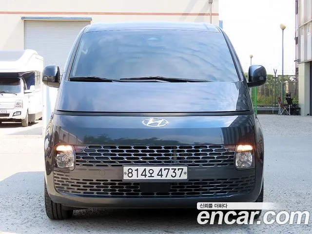Hyundai Staria 5
