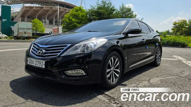 Hyundai Grandeur HG HG240