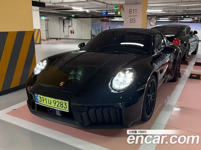 Porsche 911 (992) 4 GTS