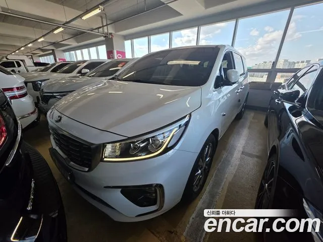 Kia The New Carnival 9 Noblesse