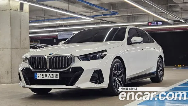 BMW 5 (G60) 520i M