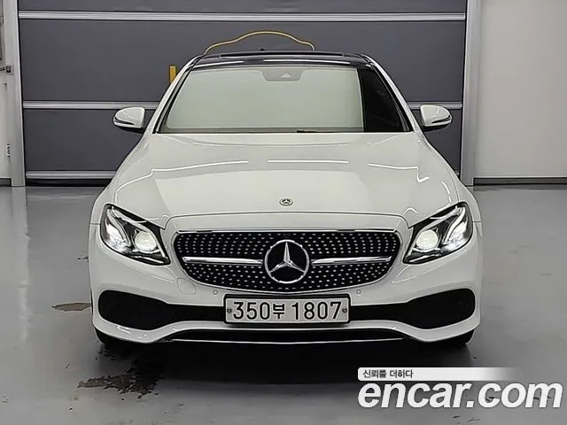 Mercedes-Benz E- W213 E220d
