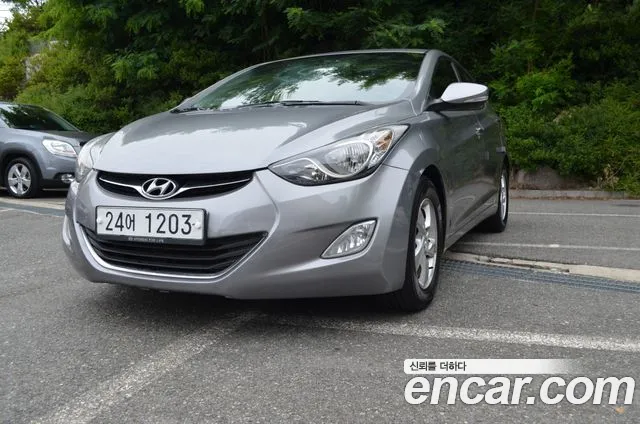 Hyundai Avante MD M16 GDI