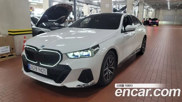 BMW 5 (G60) 520i M
