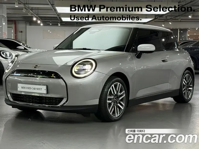 MINI Cooper 4 SE