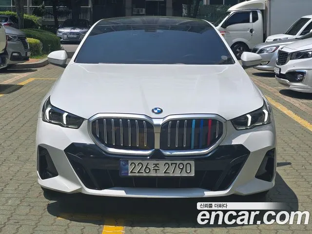 BMW 5 (G60) 523d M
