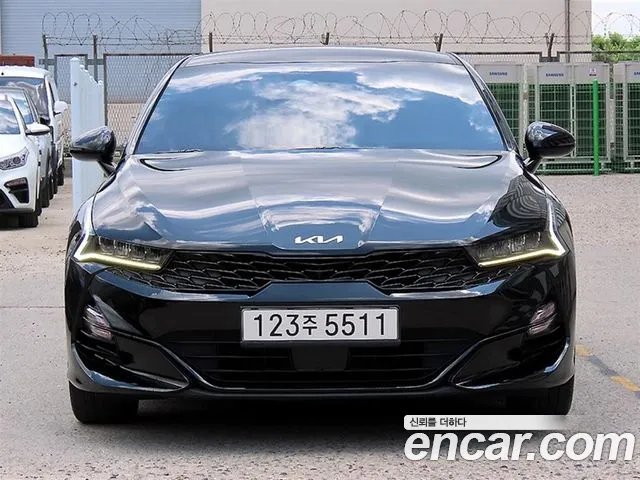 Kia K5 III 2.0 Prestige