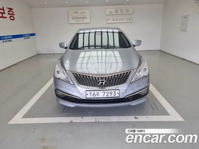 Hyundai Grandeur HG HG240