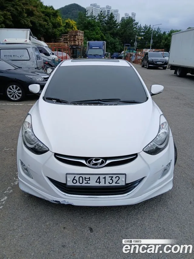 Hyundai Avante MD M16 GDI
