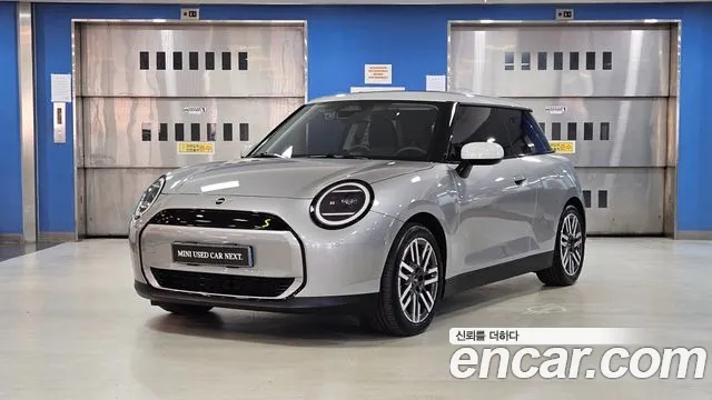 MINI Cooper 4 SE