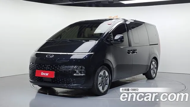 Hyundai Staria 9