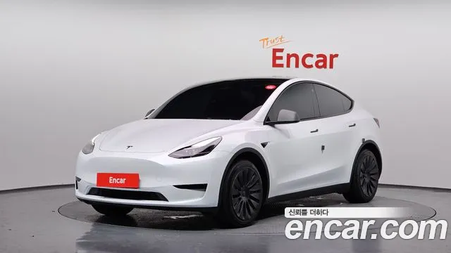 Tesla Y RWD