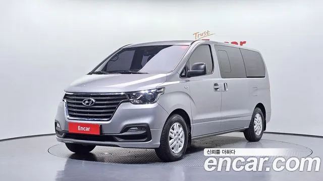 Hyundai The New Grand Starex 5