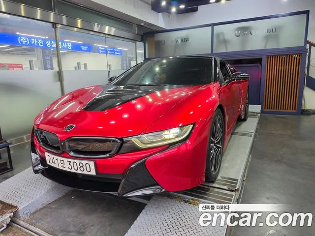 BMW i8