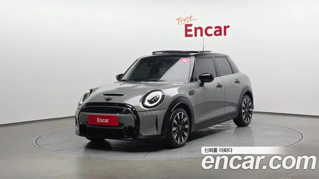 MINI Cooper S 5 3