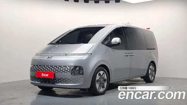 Hyundai Staria L3.5 9