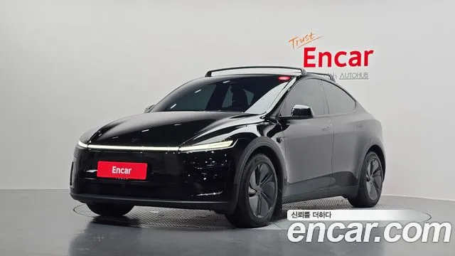 Tesla Y AWD
