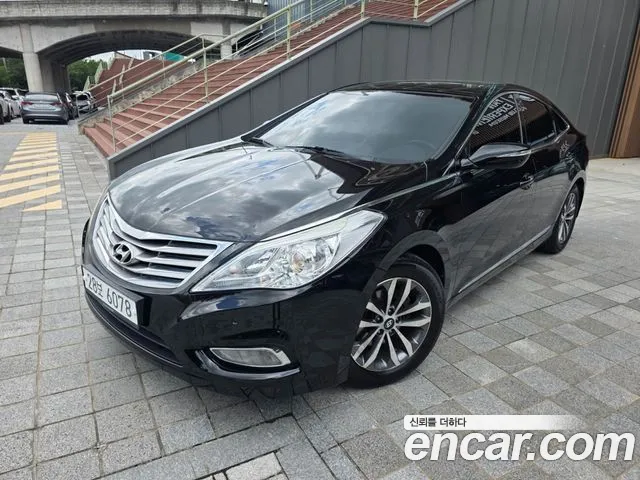 Hyundai Grandeur HG HG240