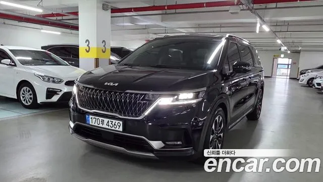 Kia Carnival 4 Gasoline 7 Signature