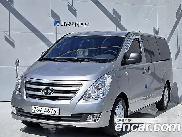 Hyundai Grand Starex 12