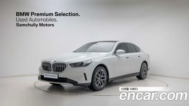 BMW 5 (G60) 520i