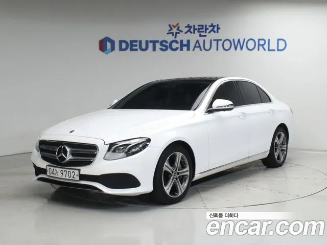 Mercedes-Benz E- W213 E300 4MATIC