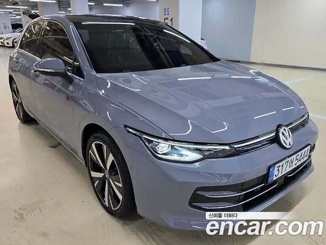 Volkswagen Golf 8 2.0 TDI Prestige