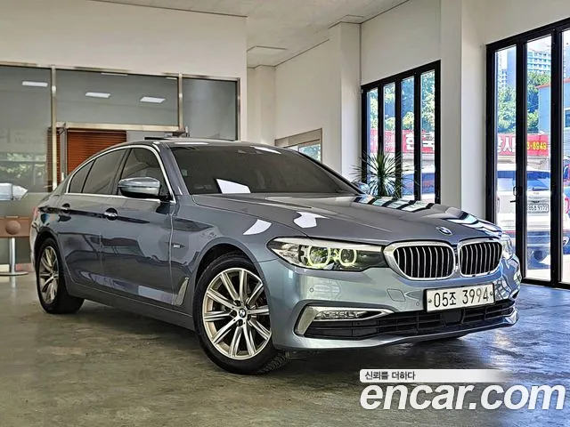 BMW 5 (G30) 520i