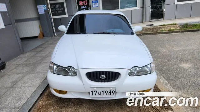 Hyundai Sonata III 1.8 GL DLX
