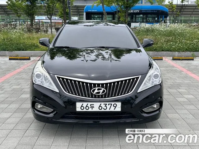 Hyundai Grandeur HG HG240