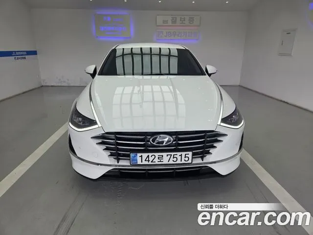 Hyundai Sonata (DN8) 2.0 Premium