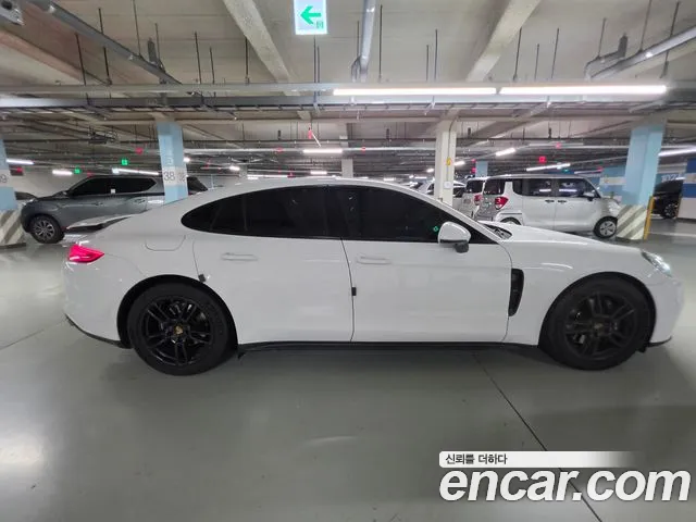 Porsche Panamera (971) 3.0 AWD