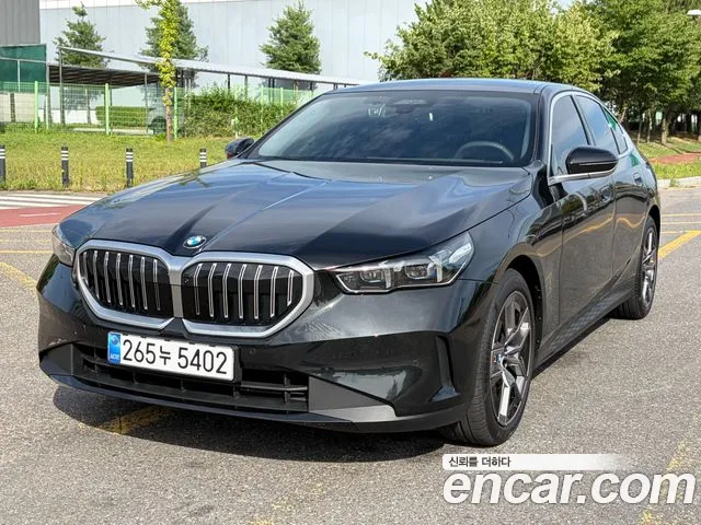 BMW 5 (G60) 523d