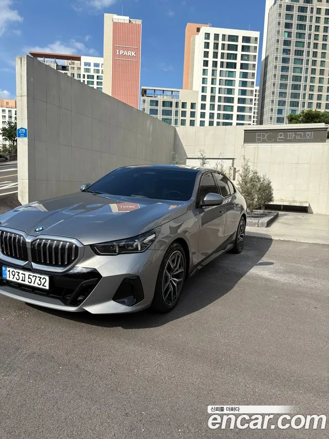 BMW 5 (G60) 520i M
