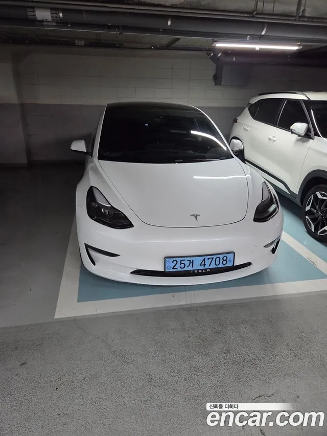 Tesla 3 AWD