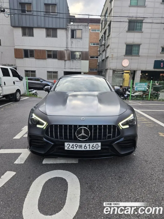Mercedes-Benz AMG GT 4 43 4MATIC+