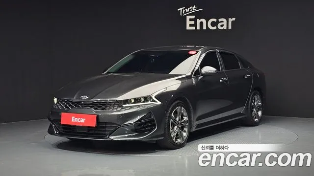 Kia K5 III 2.0 Signature
