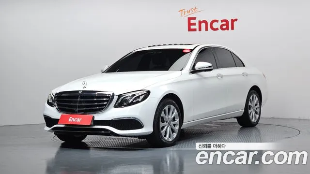 Mercedes-Benz E- W213 E300 4MATIC Exclusive
