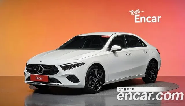 Mercedes-Benz A- W177 A220