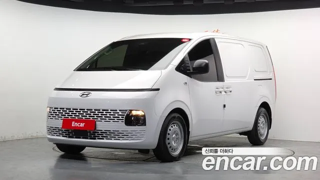 Hyundai Staria 3