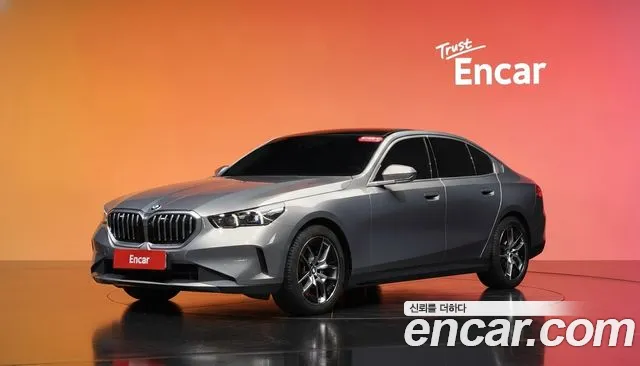 BMW 5 (G60) 520i