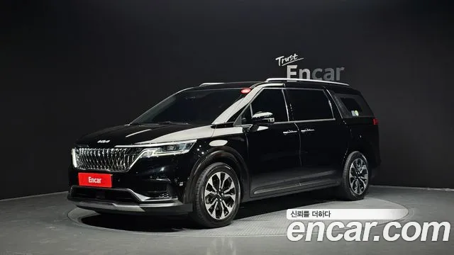 Kia Carnival 4 Gasoline 7 Noblesse
