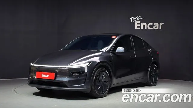 Tesla Y RWD