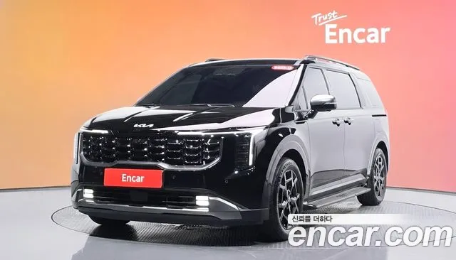 Kia The New Carnival 4 HEV 9