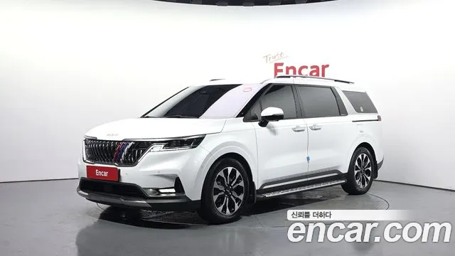 Kia Carnival 4 Gasoline 7 Signature