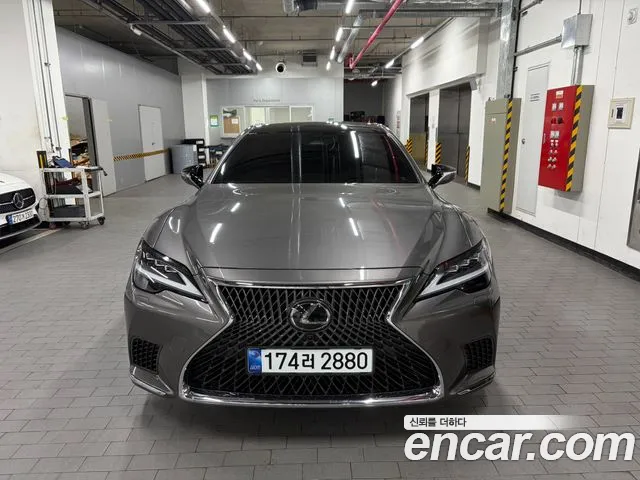 Lexus LS500 5 3.5 AWD